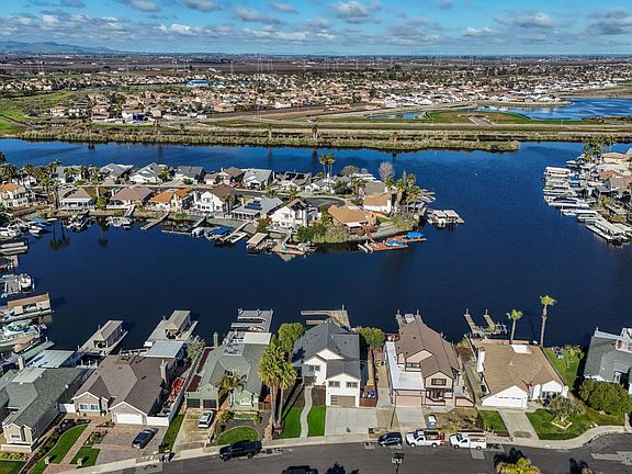 2nd image of 1642 Dune Point Court