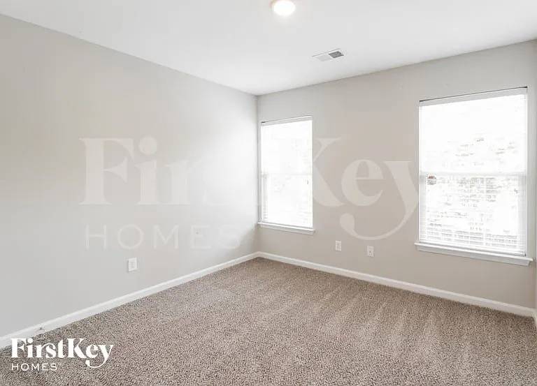 2815 Pottinger Dr — Photo 11