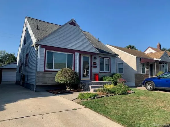 2095 University Ave, Lincoln Park, MI 48146