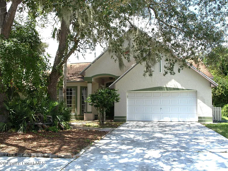 1170 Briar Run Cir — Photo 1