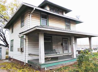 921 Lewis Blvd, Sioux City, IA 51105