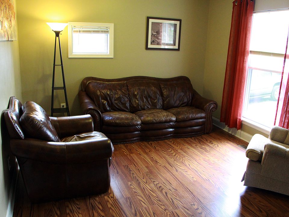 1st image of 129 Holly Hill St