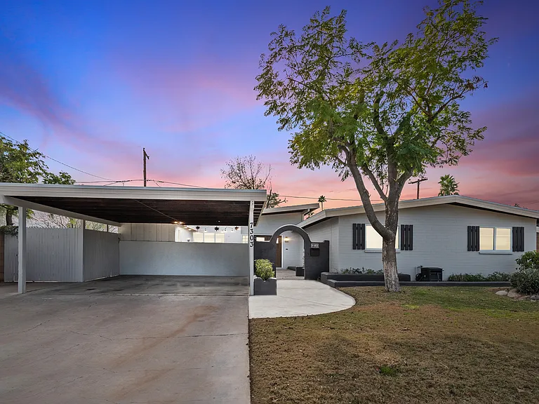 7303 E Cypress St — Photo 34
