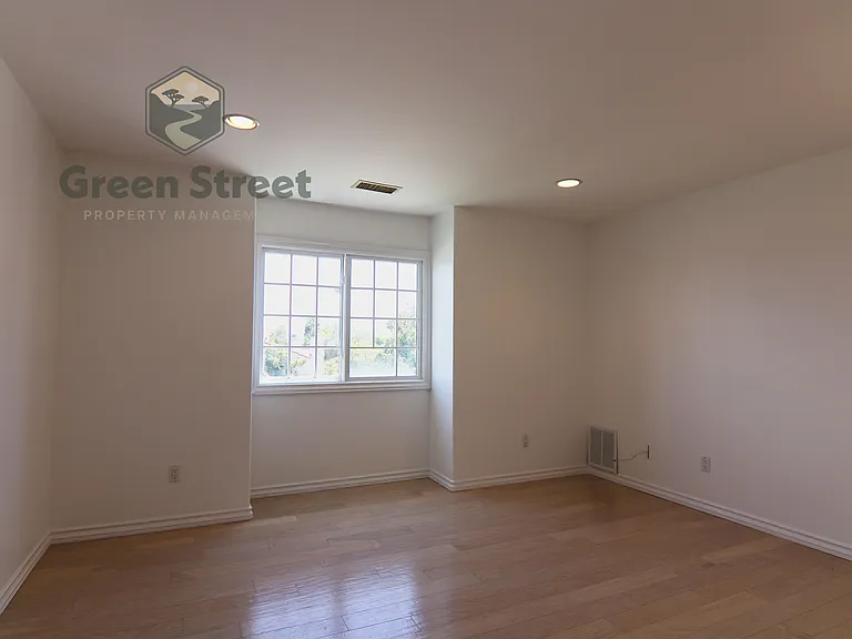 4085 Honeycutt St #1 — Photo 15