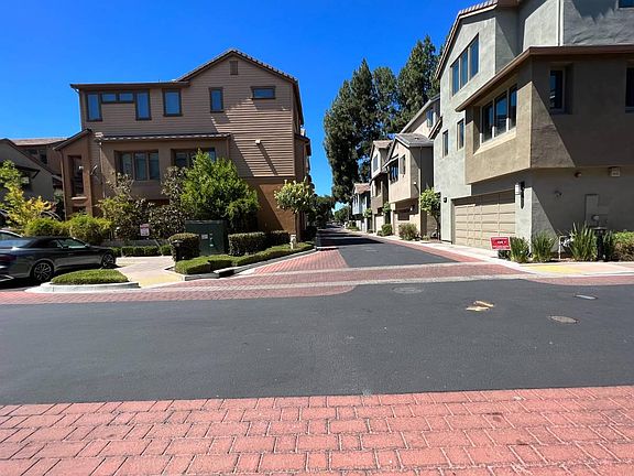 3rd image of 3513 Alma Village Cir