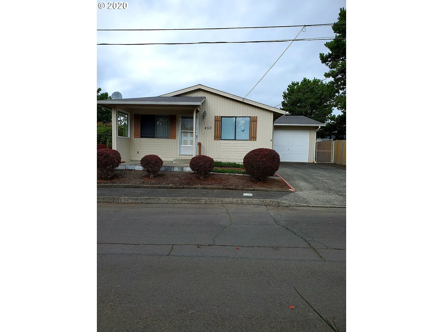 450 8th Ave photo 1