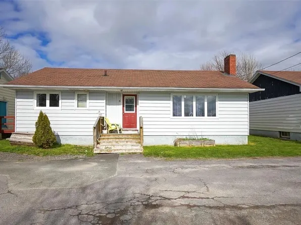 6 Bay Street, Carbonear, NL A1Y1B1