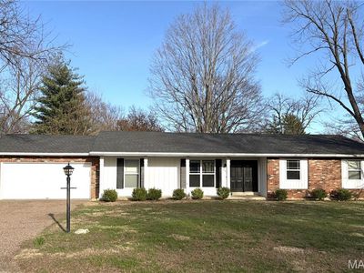 921 Surrey Ct, Edwardsville, IL, 62025