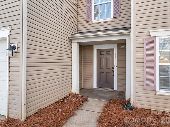 3rd image of 1114 Fenwick Ct