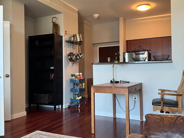 1000 New Jersey Ave SE #1214 — Photo 6