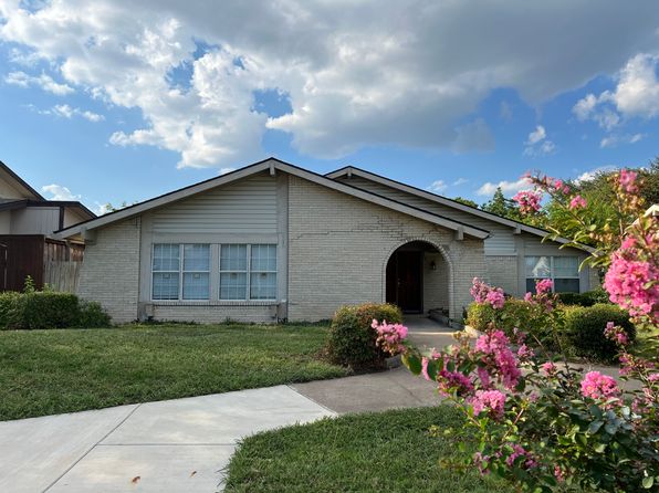 1413 Glouchester Dr