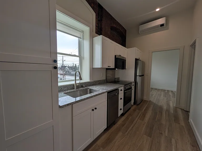 22 S Main St #205 — Photo 15
