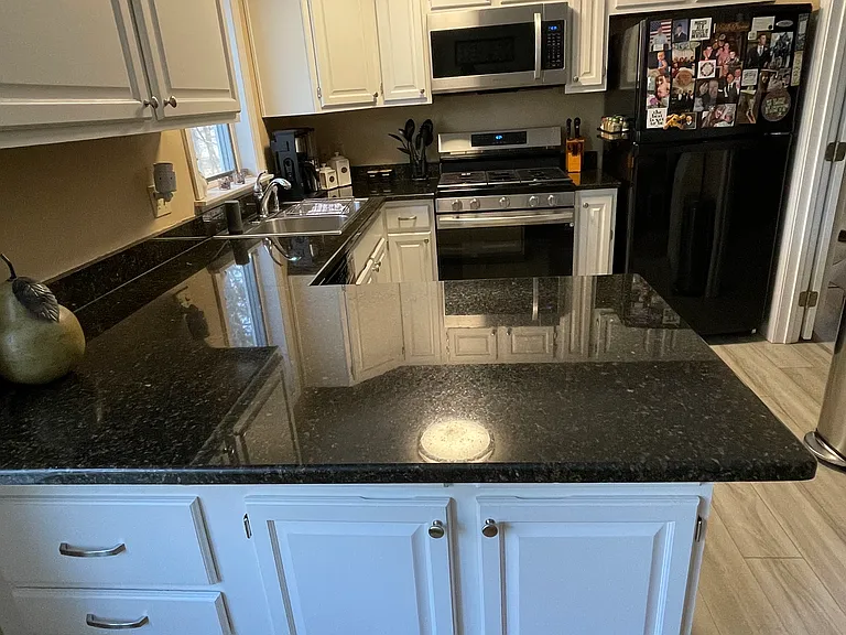 47 Drury Ln — Photo 4