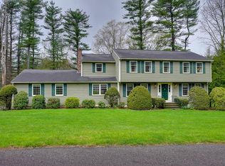 10 Snyder Rd, Medfield, MA 02052