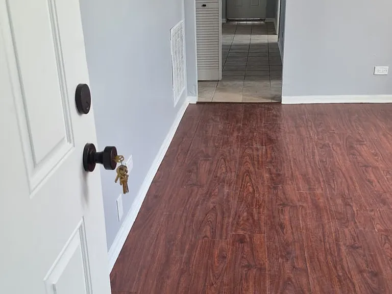 1515 S Millard Ave — Photo 7