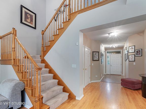 3rd image of 2115 Norwich Ct