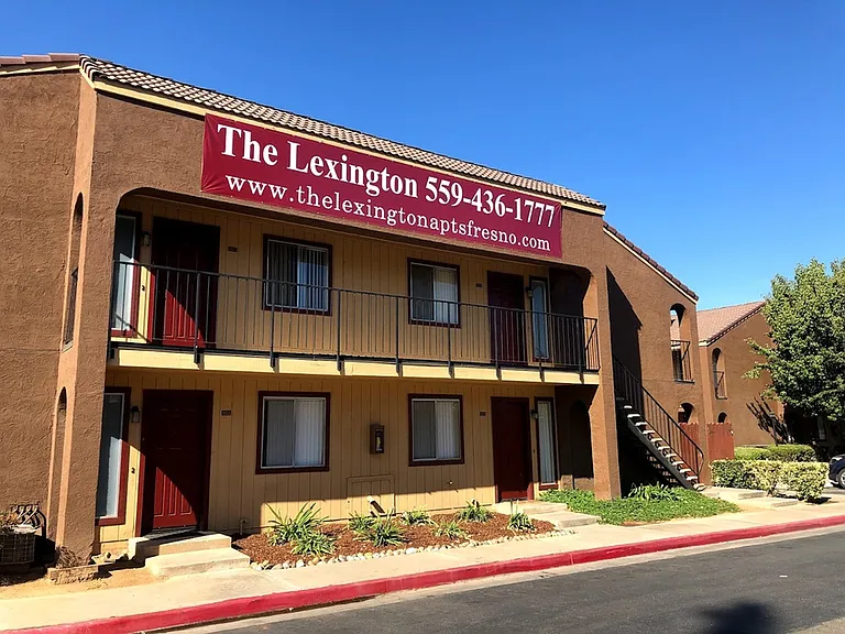 The Lexington — Photo 14