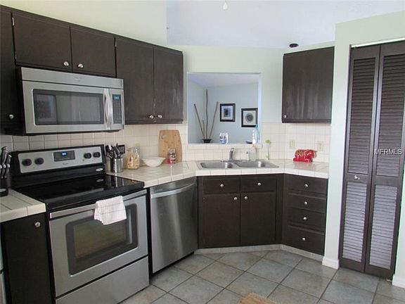 2nd image of 607 Baldwin Dr