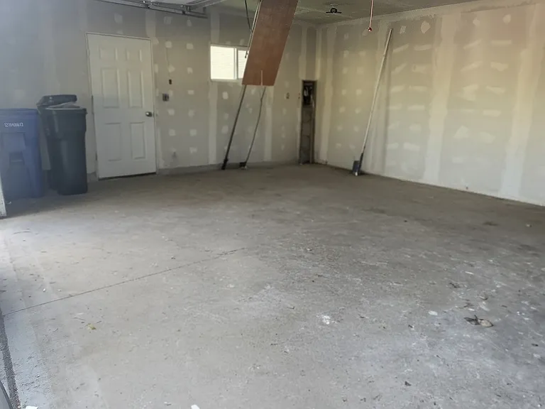 683 Maryland Ave W — Photo 48