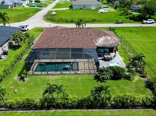 124 NW 11th Ter, Cape Coral, FL 33993
