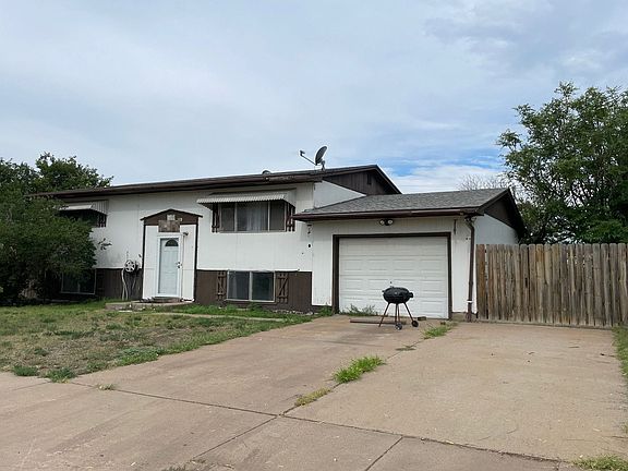 2nd image of 916 S Cain Ave
