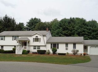 4 Dominic Dr, Salem, NH 03079