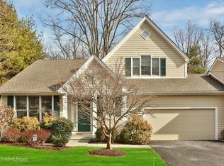 106 Creekside Rd, Mount Kisco, NY 10549