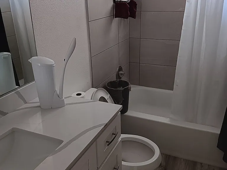 11602 Groveland Ave — Photo 12
