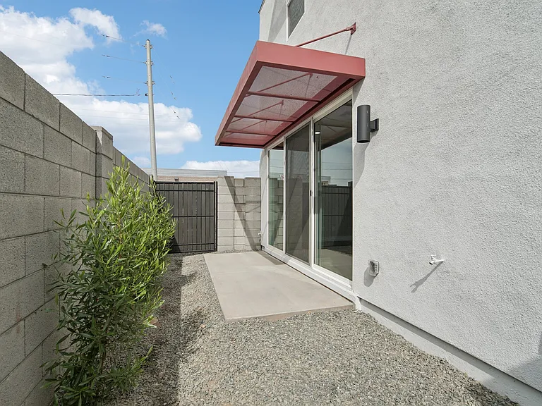 Pasadena Townhomes — Photo 30