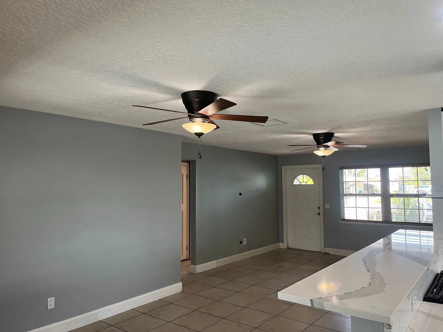 3 bed, 2.0 bath, 1310 sqft, $2,950 — Photo 3