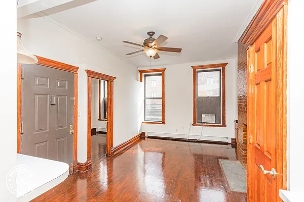 Rented by MySpaceNYC | media 12