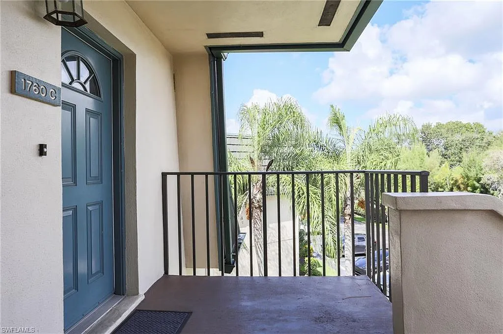 2 bed, 2.0 bath, 1218 sqft, $3,100 — Photo 3