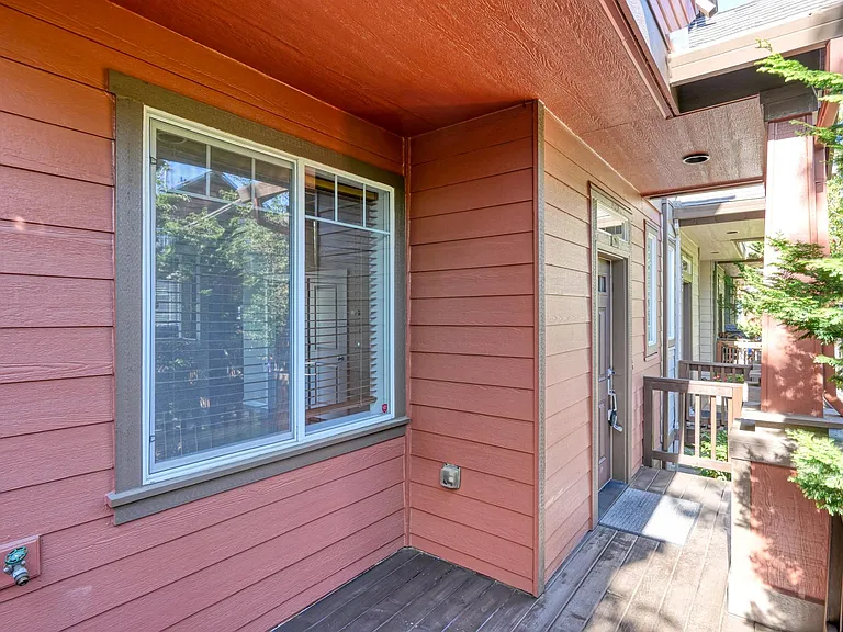 16288 SW Gage Ln — Photo 2