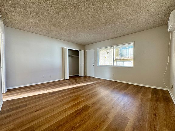 5th image of 320 N Stoneman Ave #E
