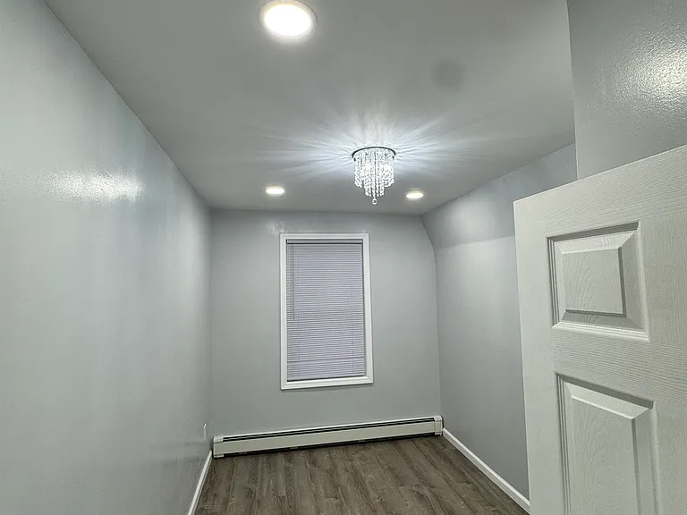 300 E Price St #2 — Photo 9
