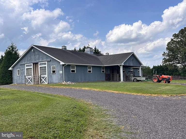409 Cook Mountain Dr — Photo 18