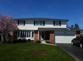 159 Culpepper Rd, Williamsville, NY 14221