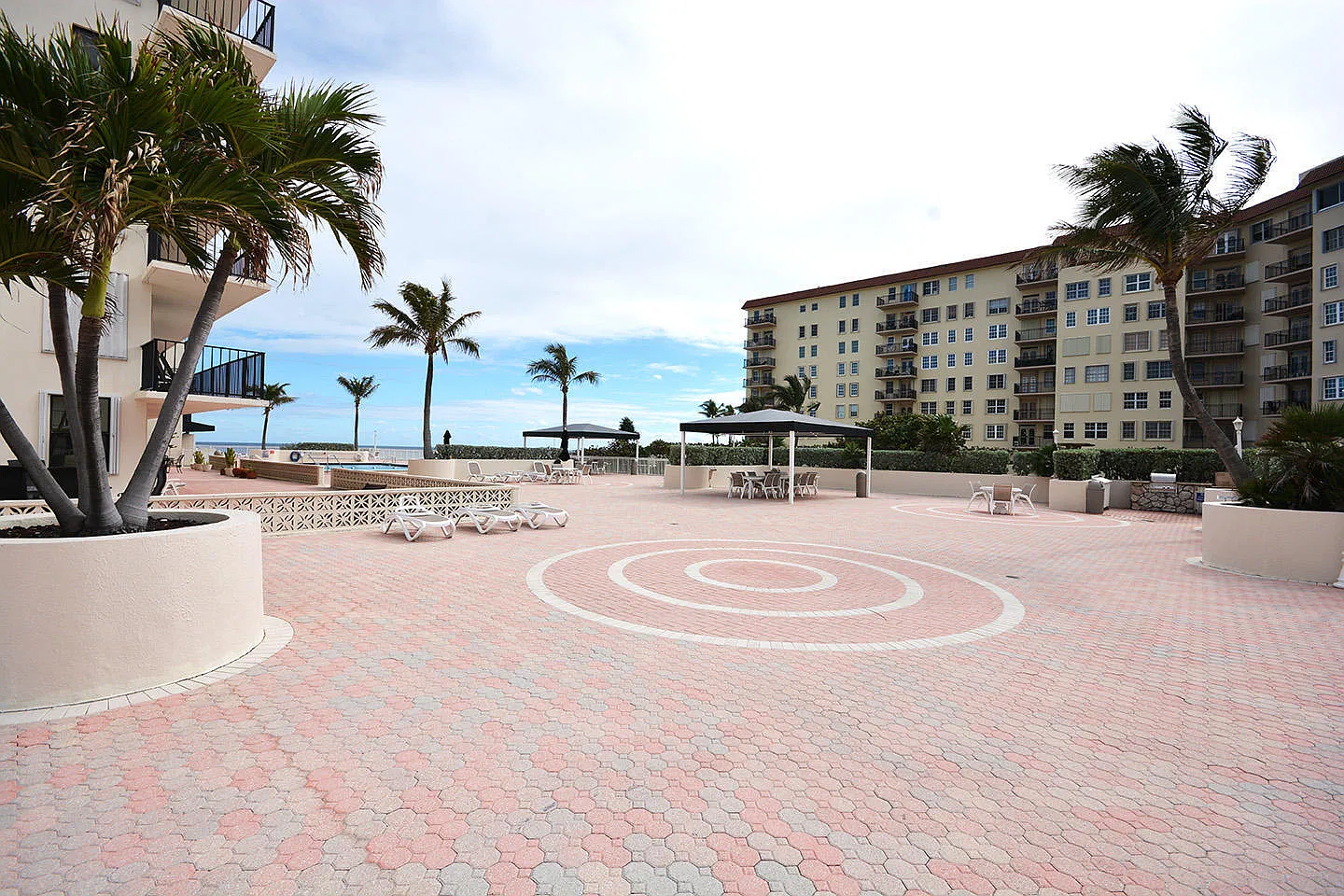 3460 S Ocean Blvd — Photo 2