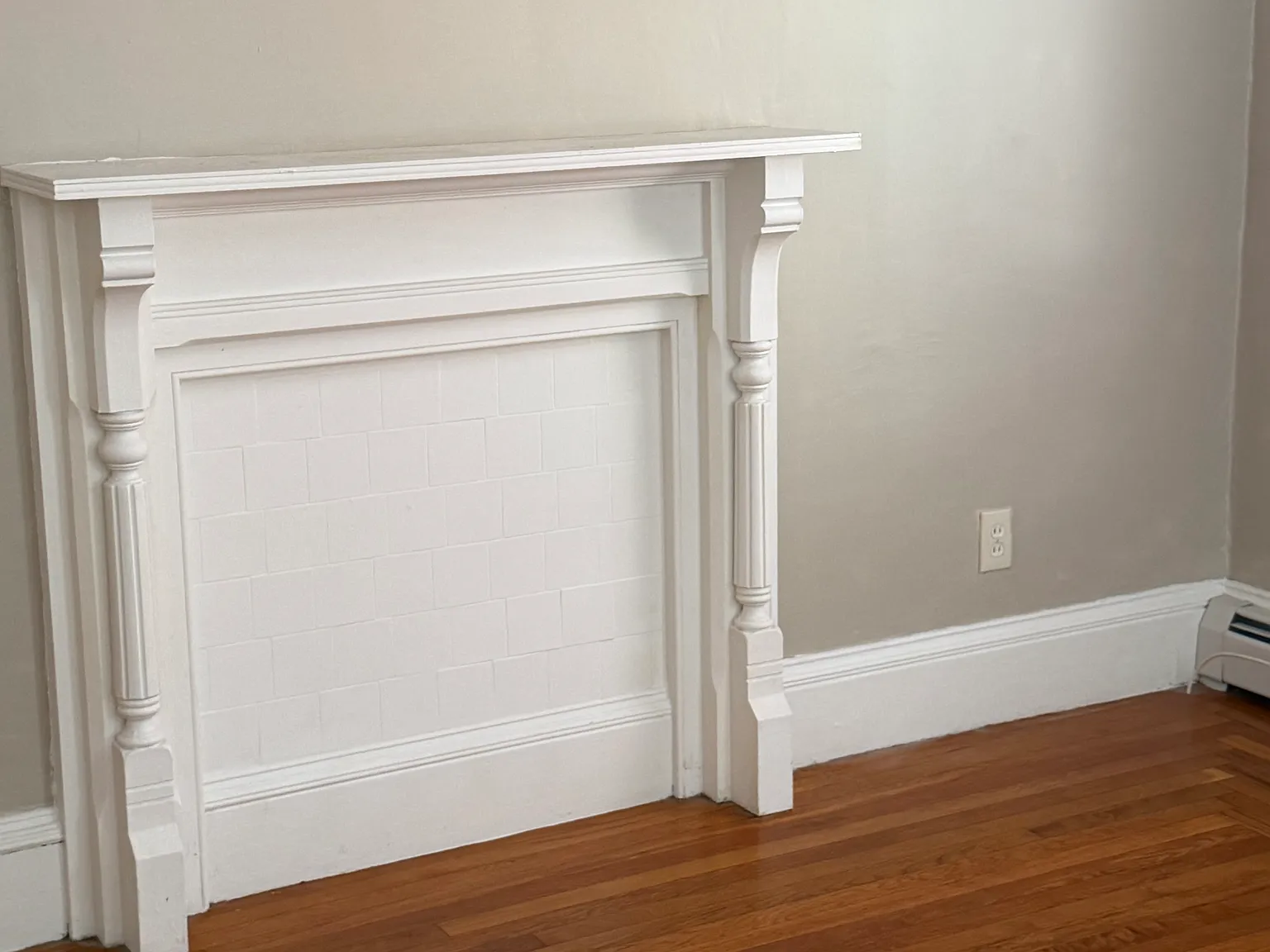 1 bed, $2,400 — Photo 1