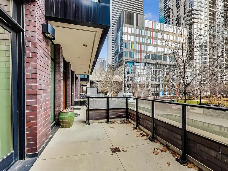 198 N Park Dr #198 — Photo 35
