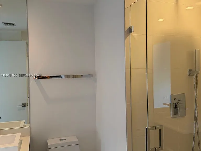 55 SW 9th St #28 — Photo 19