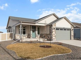 2102 Pack Saddle Rd, Cheyenne, WY 82007