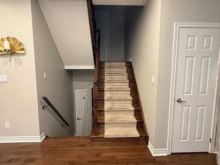 29 Aikenhead Ave — Photo 12