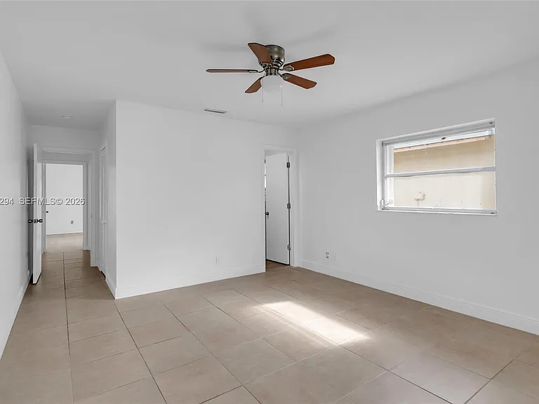 1280 NW 49th St — Photo 17