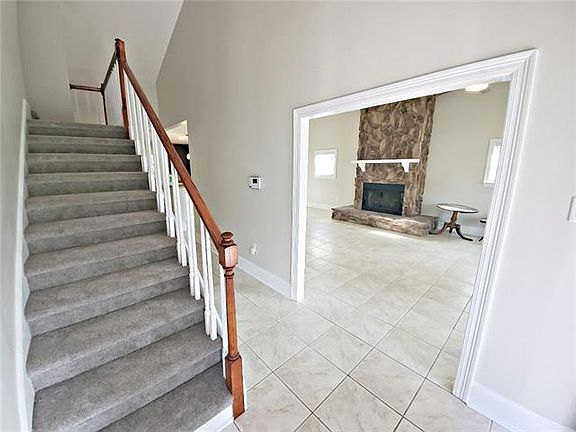 2nd image of 110 Sherwood Dr