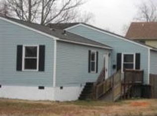 200 Poplar Ave, Newport News, VA 23607