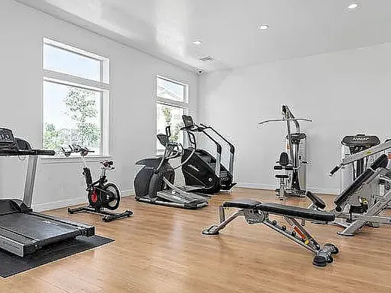 1087 N Sawtooth Way #GG203 — Photo 23