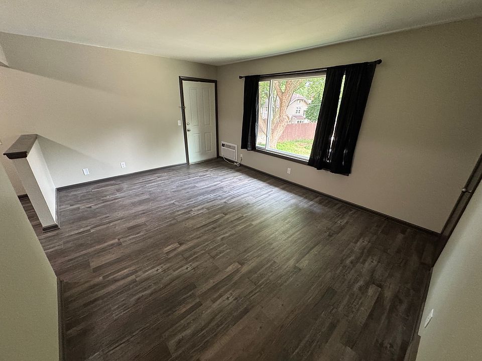 1st image of 830 E Milwaukee St #6
