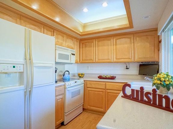5th image of 6003 Calle De Felice