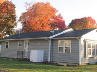 2 Bidwell St, East Lyme, CT 06333